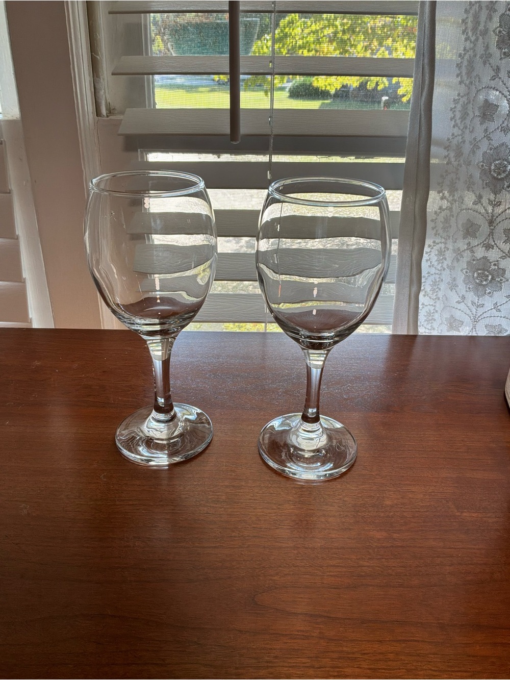 Pasabahce 8oz Wine Glasses made in Turkey Set of 2